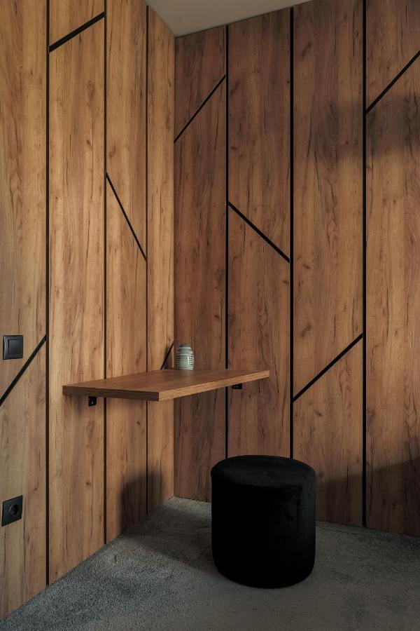 Nest Inn Stiletto Apartment Cluj-Napoca Luaran gambar