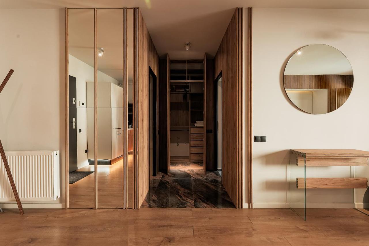 Nest Inn Stiletto Apartment Cluj-Napoca Luaran gambar