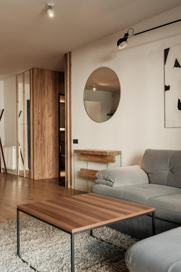 Nest Inn Stiletto Apartment Cluj-Napoca Luaran gambar